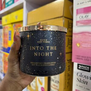 Bath & Body Works Into The Night Candle