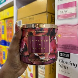 Bath & Body Works Covered In Roses Candle